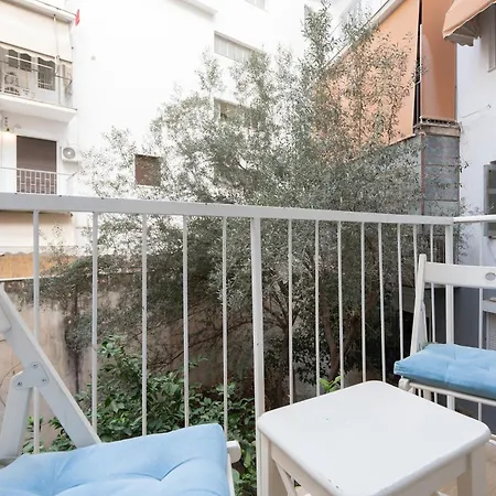 Vibrant & Cozy In Apartament